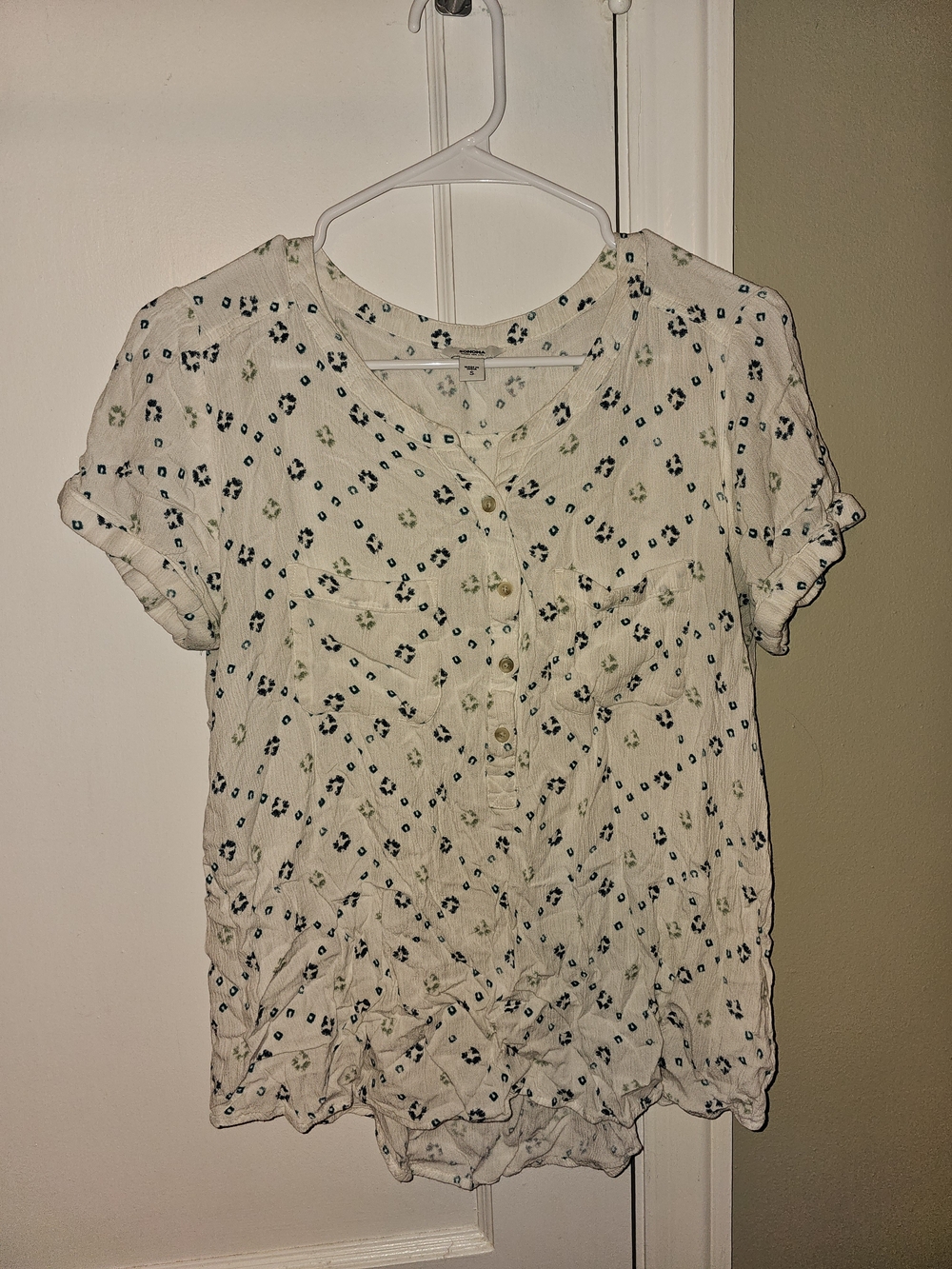 Sonoma Cream Short-Sleeve Button Front Top with Navy & Sage Print